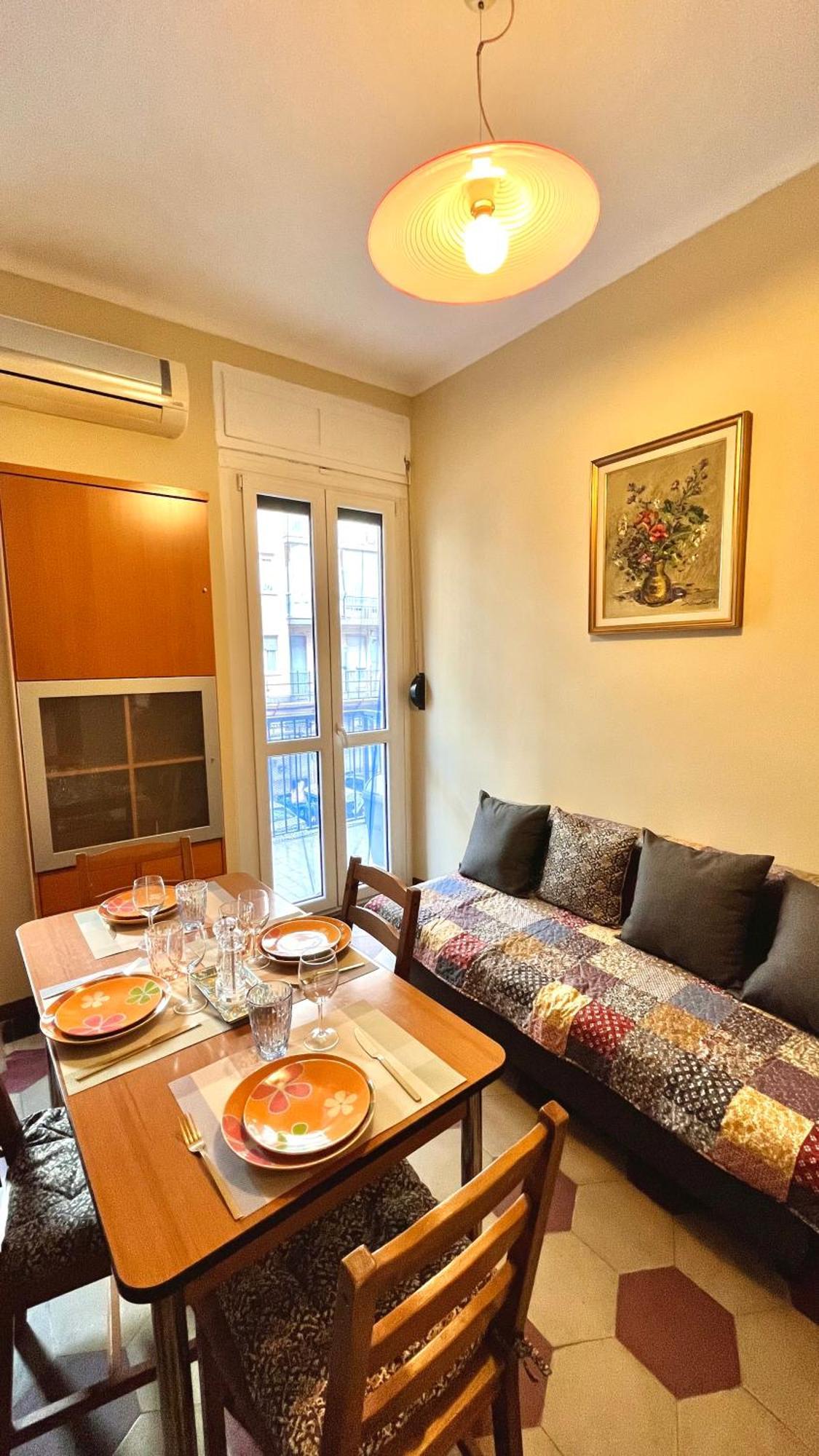Apartment Near Metro Rivoli, Via Trapani *